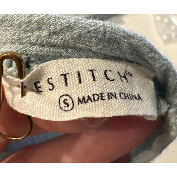 Lovestitch Eyelet Embroidered Blouse Women’s Size Small Button Front V Neck Top - Picture 7 of 9